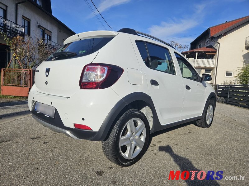 2015' Dacia Sandero 0,9 Tce 90 Prestige photo #6