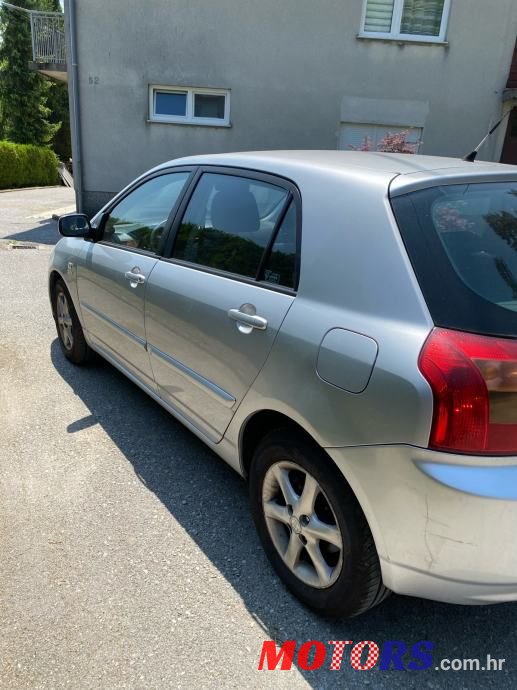 2003' Toyota Corolla 1.6 photo #3