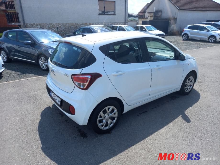 2017' Hyundai i10 1,0 photo #4