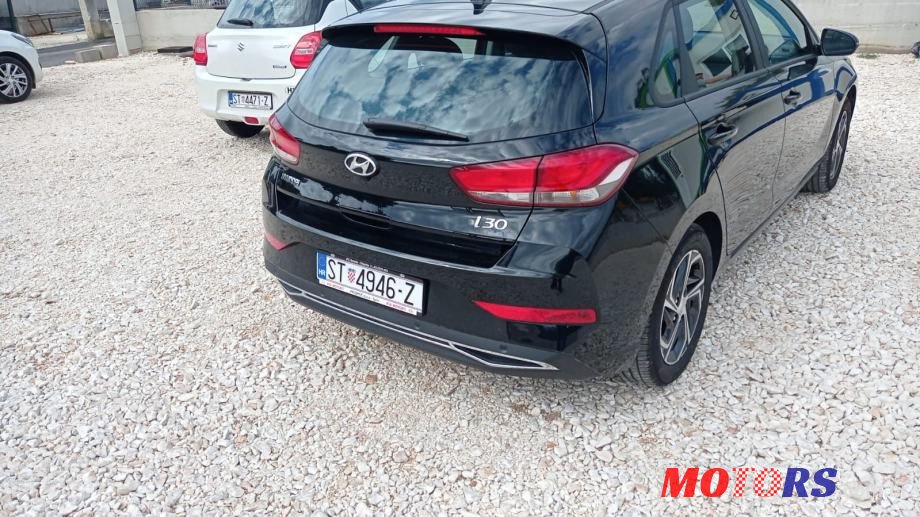 2021' Hyundai i30 photo #4