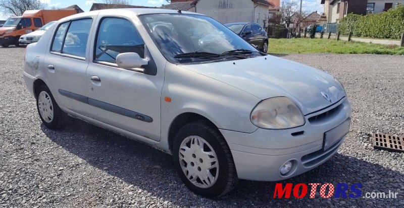 2002' Renault Thalia 1,4 16V photo #1