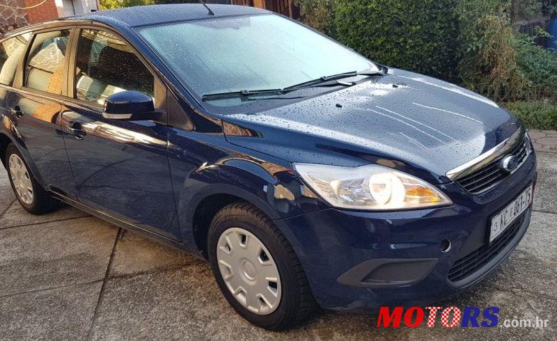 2011' Ford Focus Karavan 1.6 Tdci photo #2