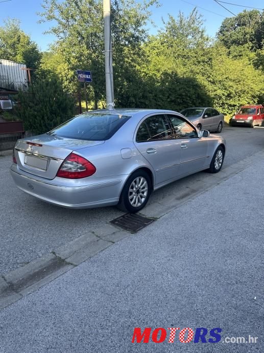 2007' Mercedes-Benz E-Klasa photo #4