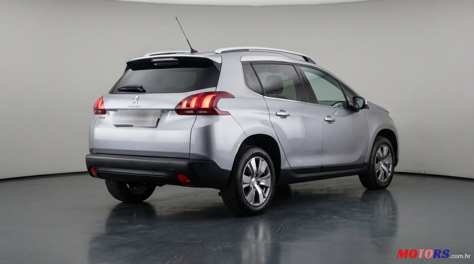 2018' Peugeot 2008 1,2 Puretech photo #6