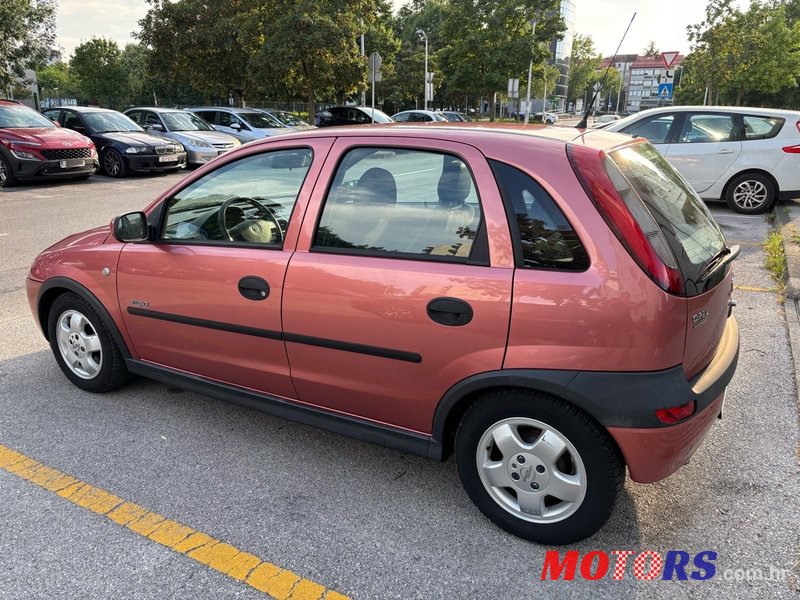 2001' Opel Corsa 1,4 16V photo #2