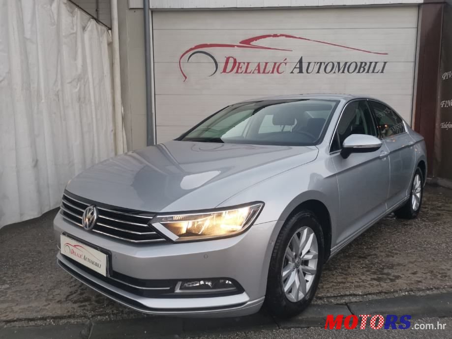 2017' Volkswagen Passat photo #1