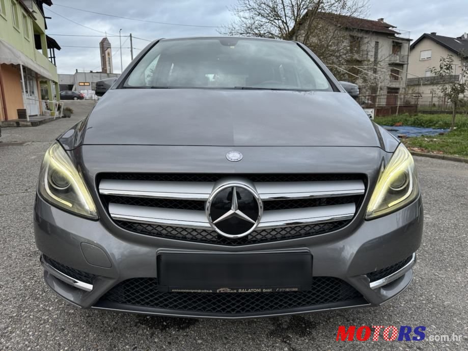 2012' Mercedes-Benz B-Klasa 180 Cdi photo #2