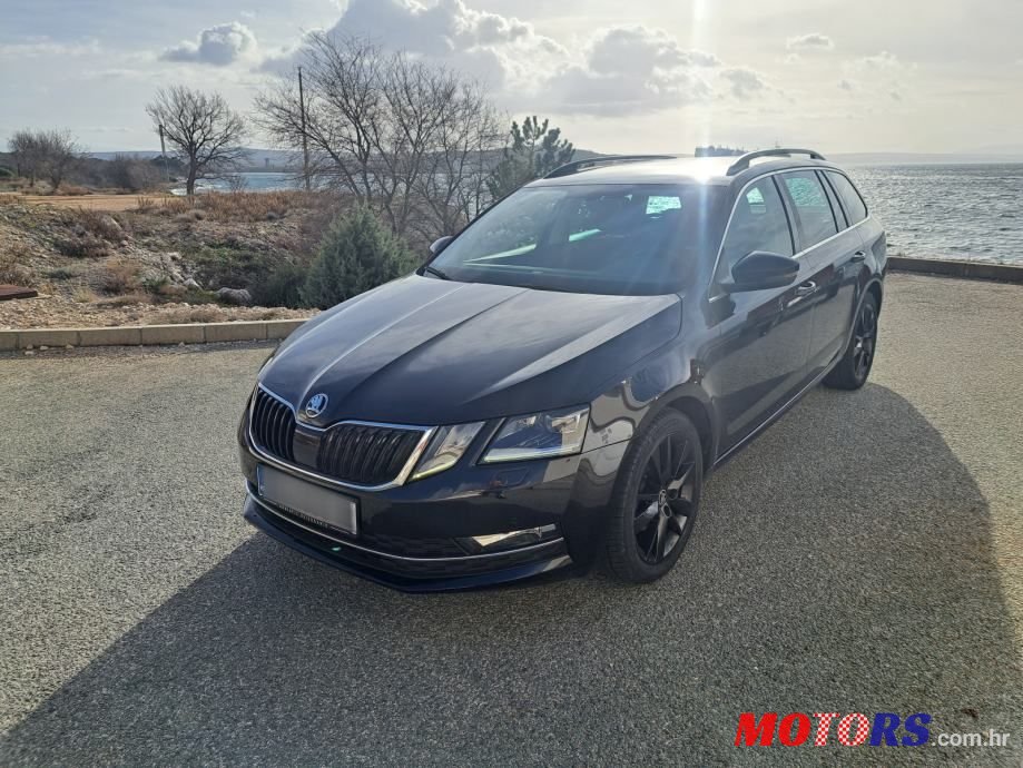 2019' Skoda Octavia Combi photo #1