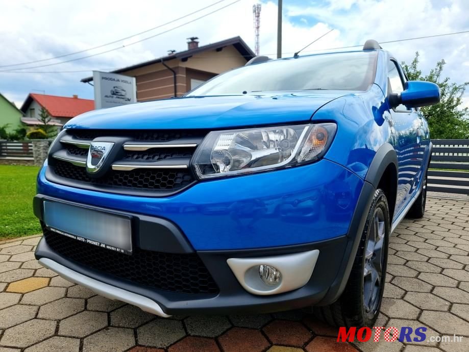 2016' Dacia Sandero photo #1