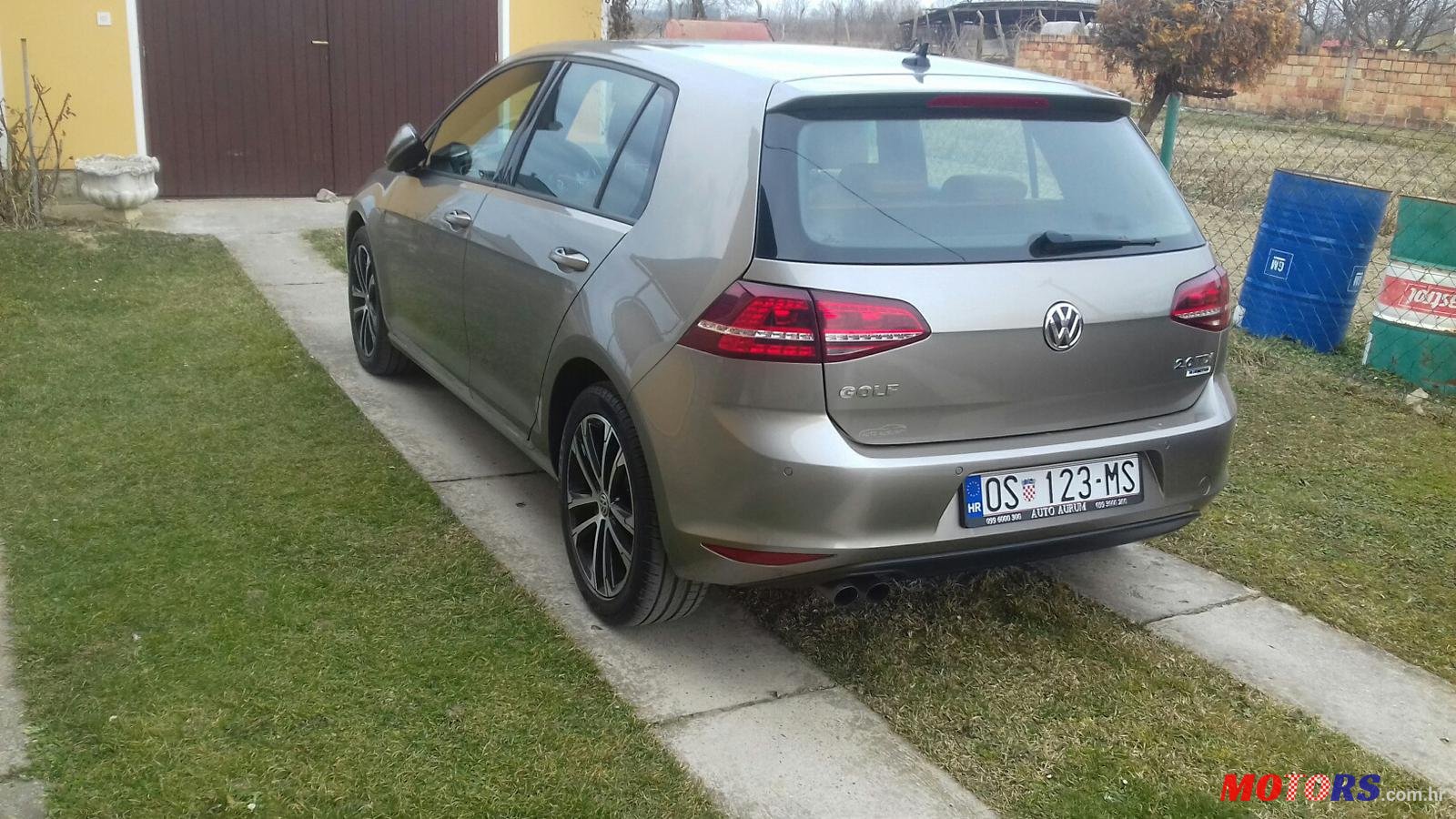 2015' Volkswagen Golf VII 2.0 TDI photo #1
