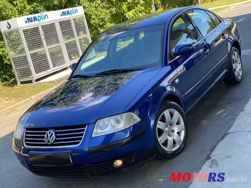 2001' Volkswagen Passat 1,9 Tdi photo #1