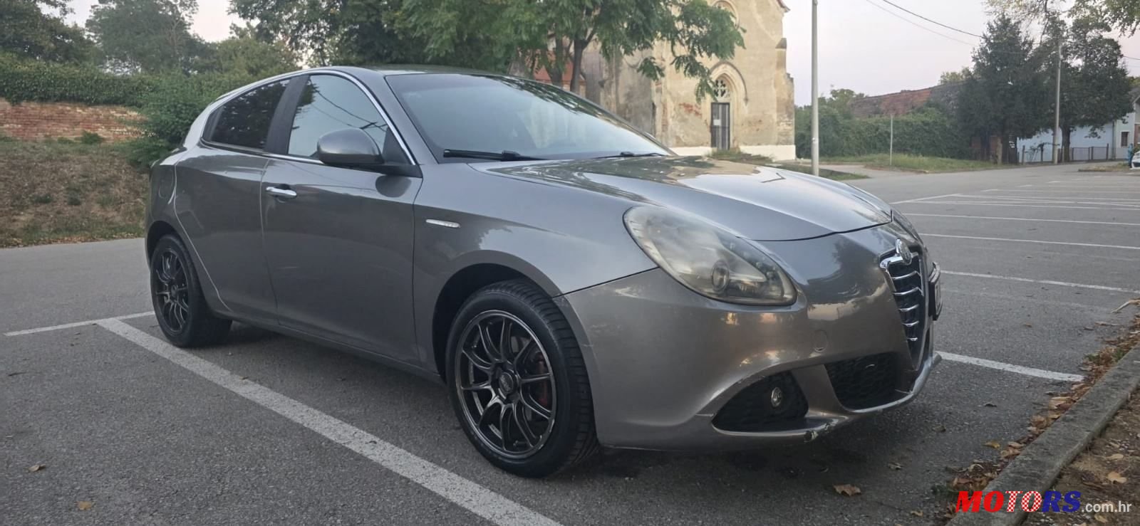 2011' Alfa Romeo Giulietta 1,6 D. N. A photo #1