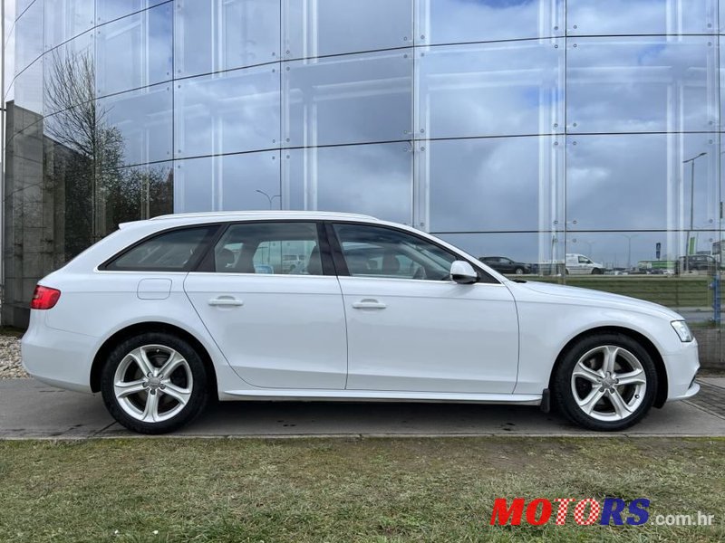 2014' Audi A4 Avant photo #6