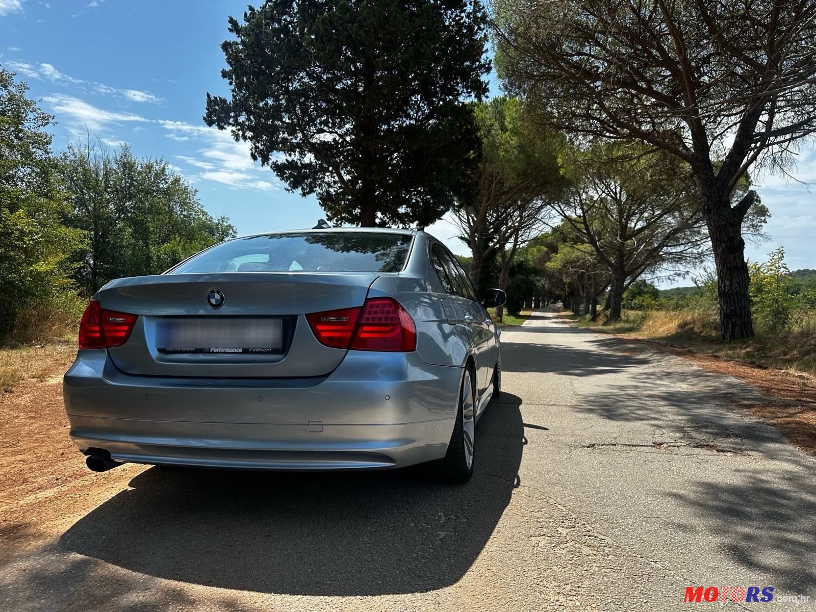 2011' BMW Serija 3 320D photo #2