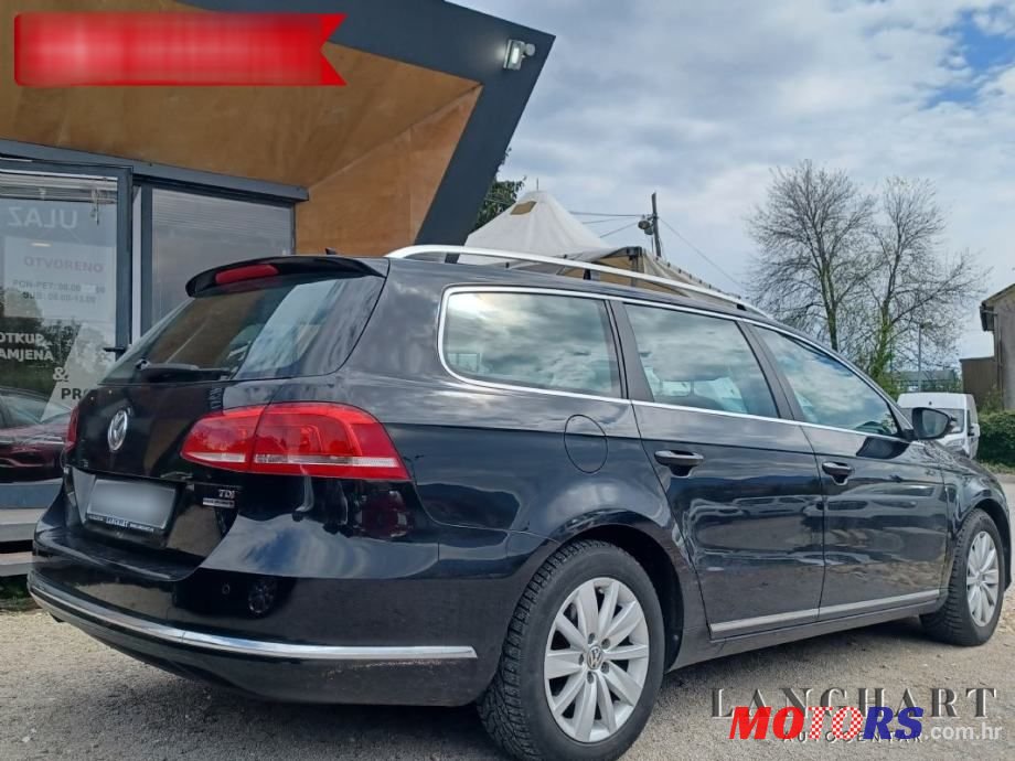 2014' Volkswagen Passat Variant photo #2