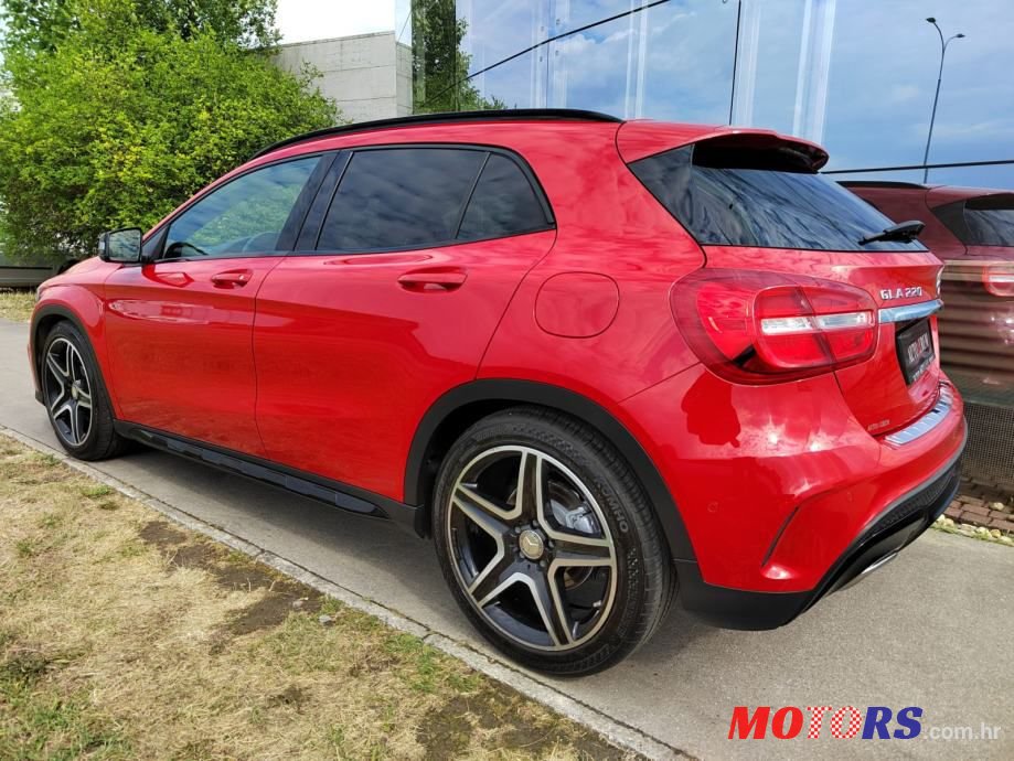 2015' Mercedes-Benz Gla 220 Cdi photo #3