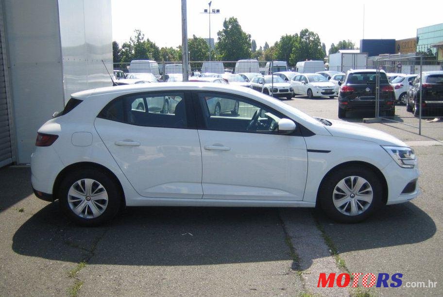 2016' Renault Megane Dci 90 photo #1
