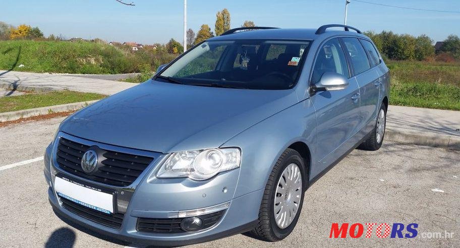 2010' Volkswagen Passat 2,0 Tdi photo #1