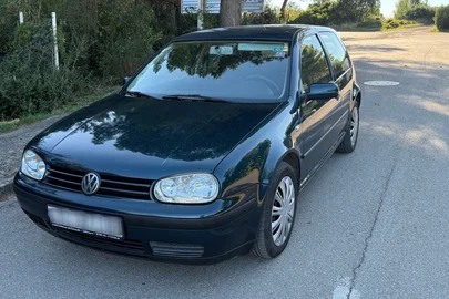 2002' Volkswagen Golf IV 1,6