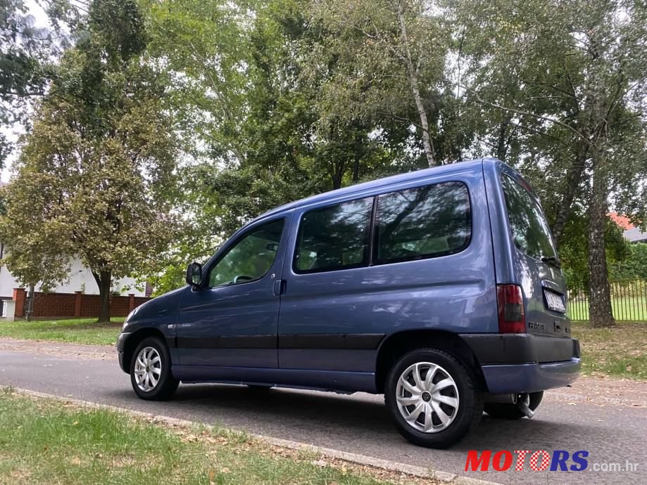 2001' Peugeot Partner 1,4 photo #2