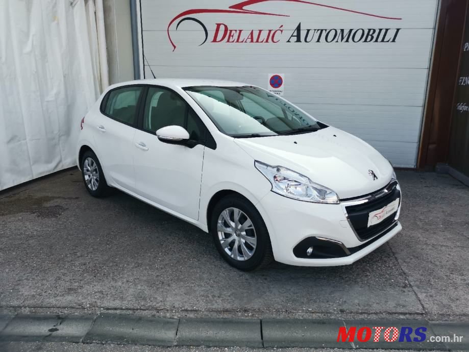 2016' Peugeot 208 photo #2