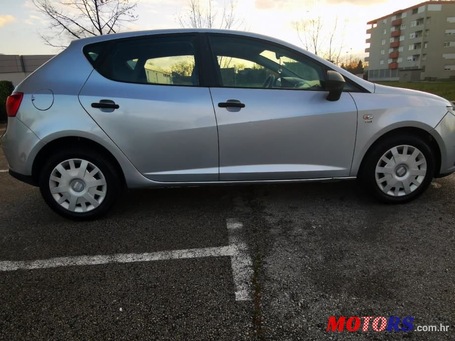 2009' SEAT Ibiza 1,9 Tdi photo #6