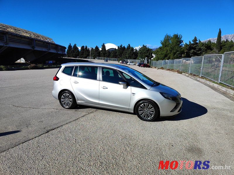 2013' Opel Zafira 2,0 photo #4