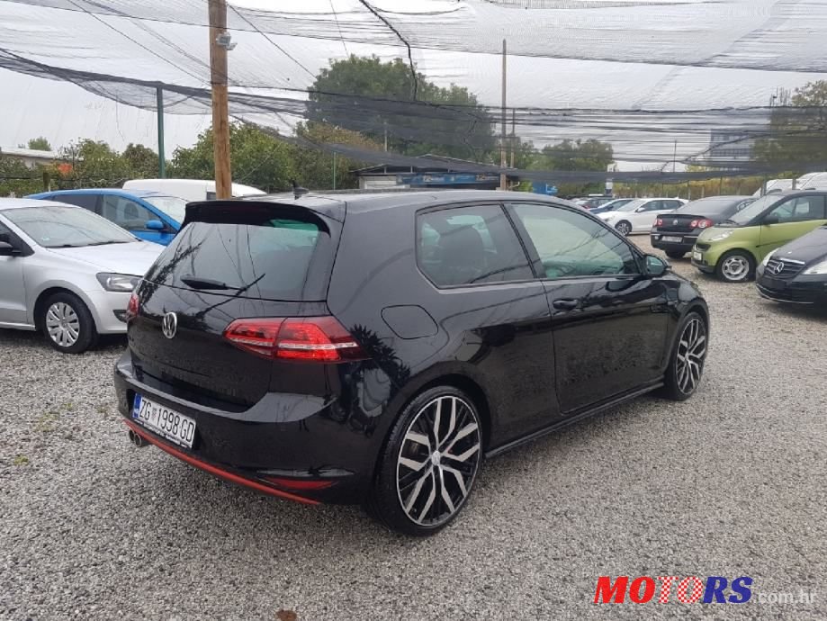 2014' Volkswagen Golf 7 2,0 Tdi Bmt photo #6