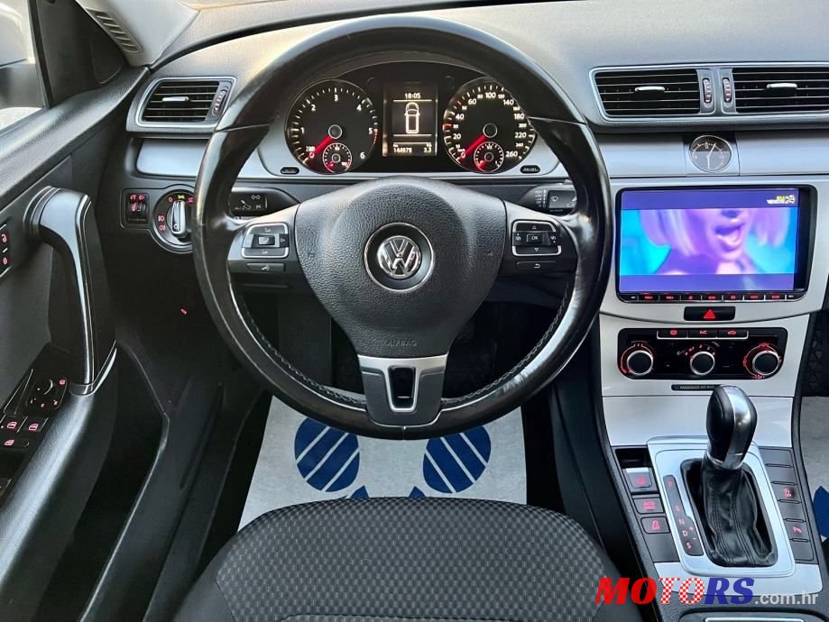 2013' Volkswagen Passat 2,0 Tdi Bmt Dsg photo #1