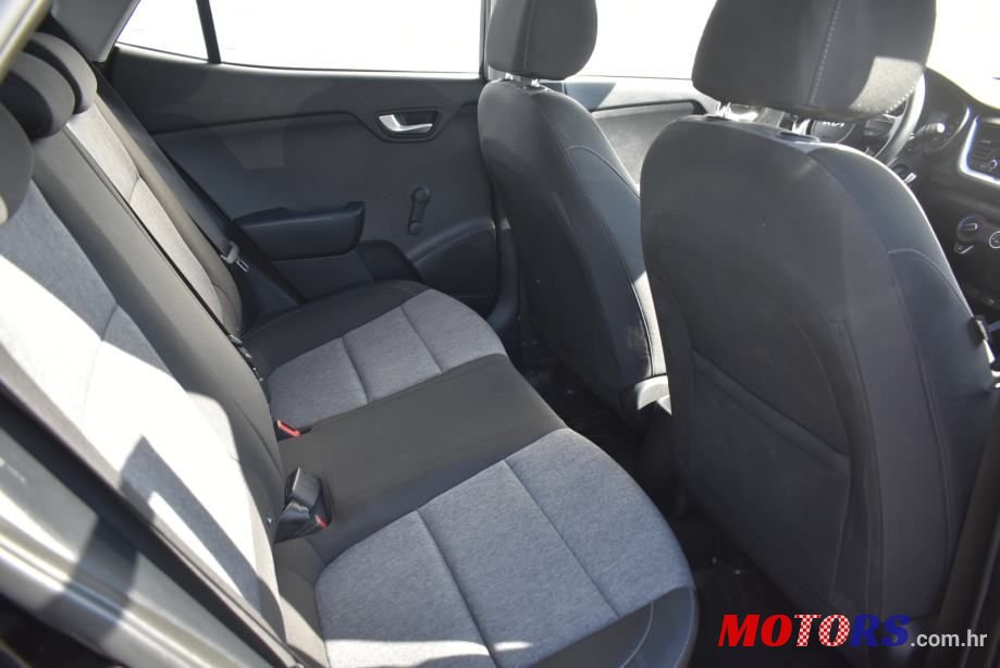 2022' Kia Stonic 1.2 Lx Fun photo #6