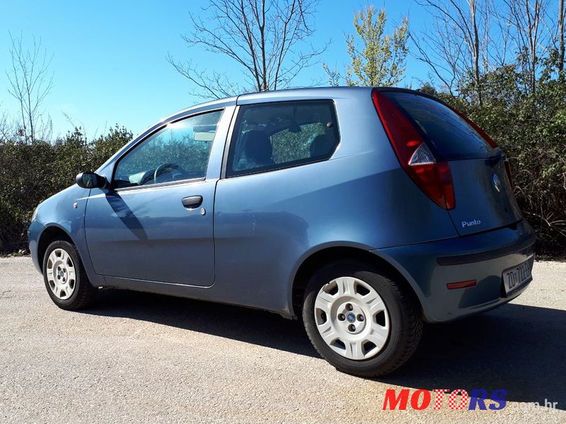 2005' Fiat Punto photo #1