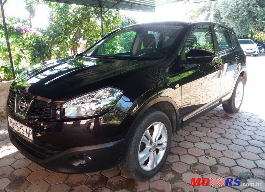 2010' Nissan Qashqai 2,0 16V photo #1