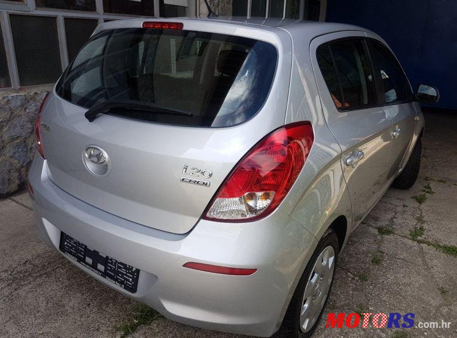 2013' Hyundai i20 1,1 Crdi photo #1