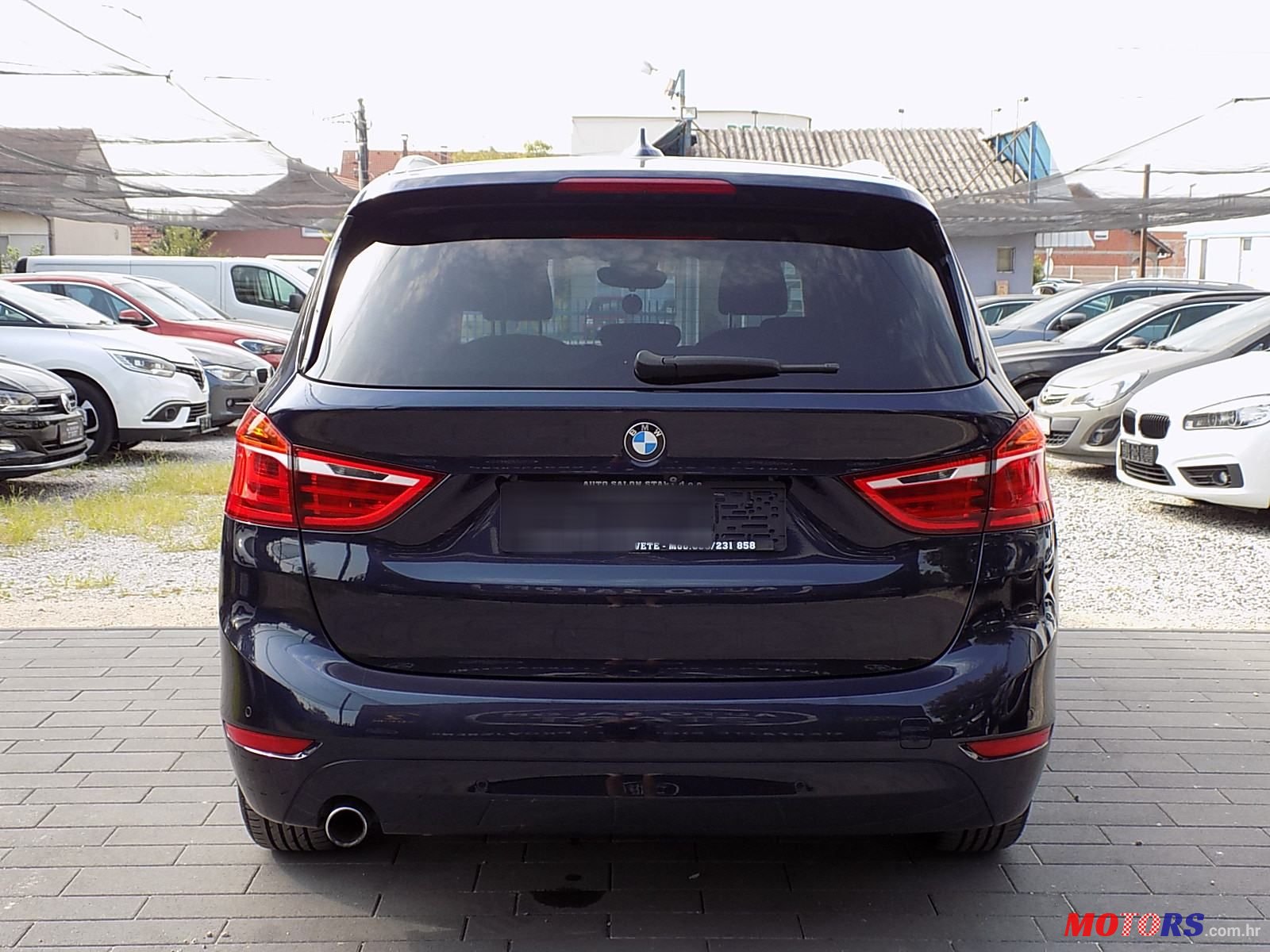 2016' BMW Serija 2 218D photo #6