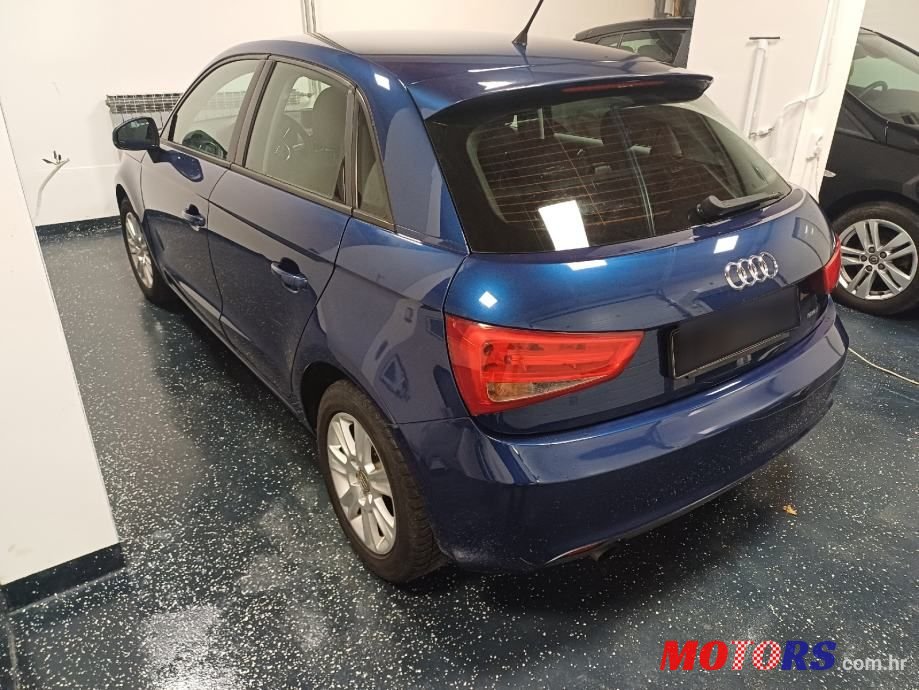 2012' Audi A1 1,6 Tdi photo #1