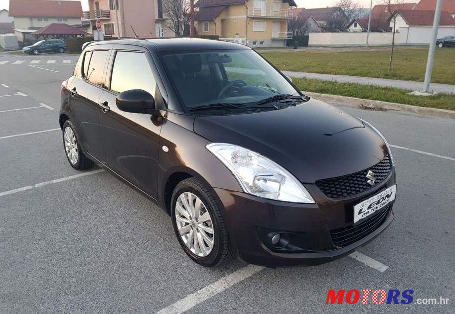 2013' Suzuki Swift 1,2 Se Ac photo #1