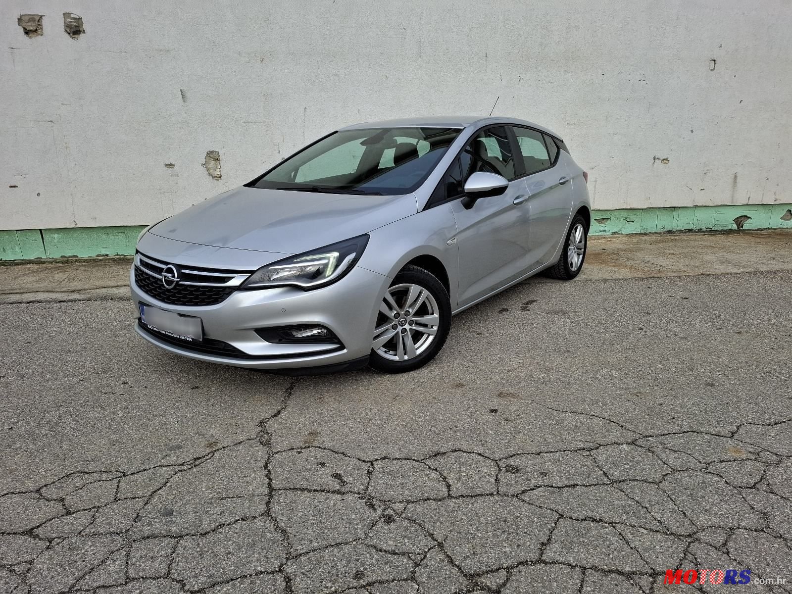 2019' Opel Astra 1,6 photo #1