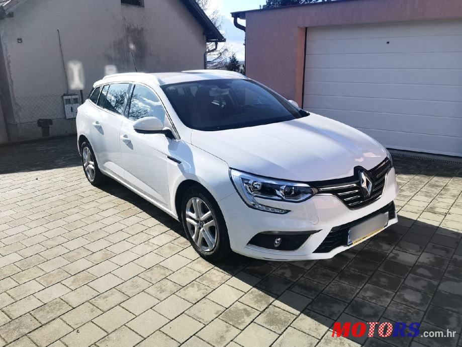 2020' Renault Megane Blue Dci 115 photo #1