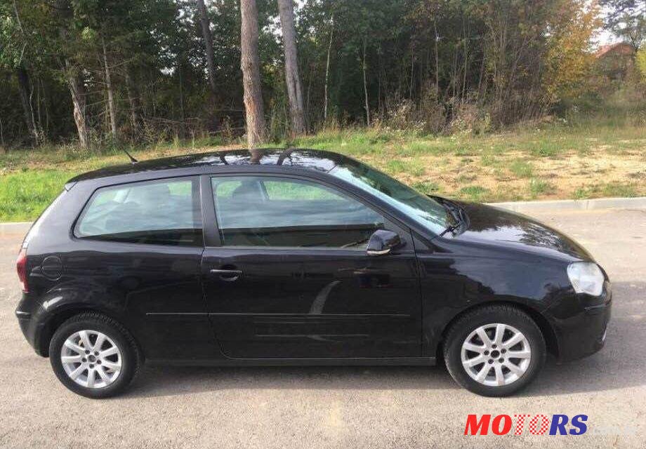 2005' Jeep Cherokee 2,8 Sport Crd photo #1