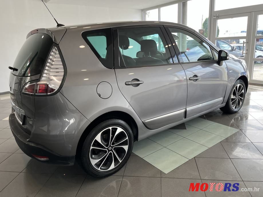 2014' Renault Scenic Dci 130 photo #4