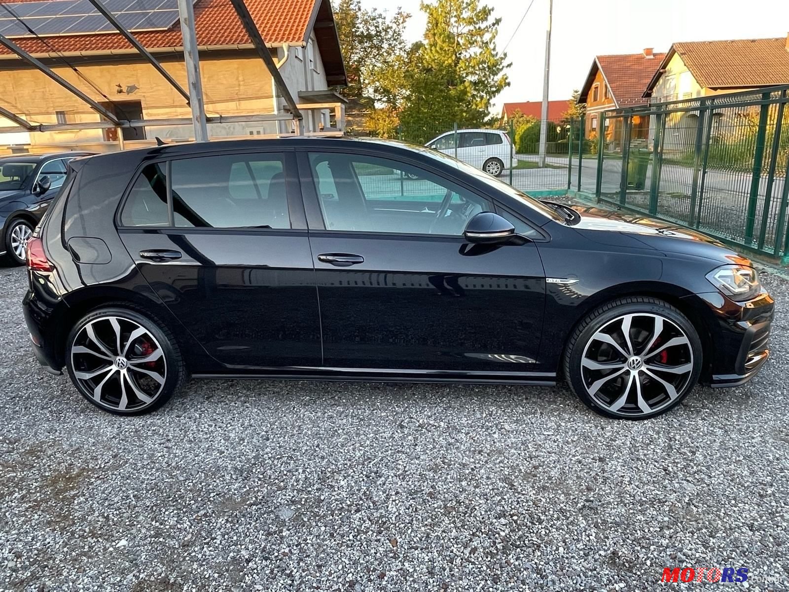 2017' Volkswagen Golf VII 2,0 Tdi photo #5