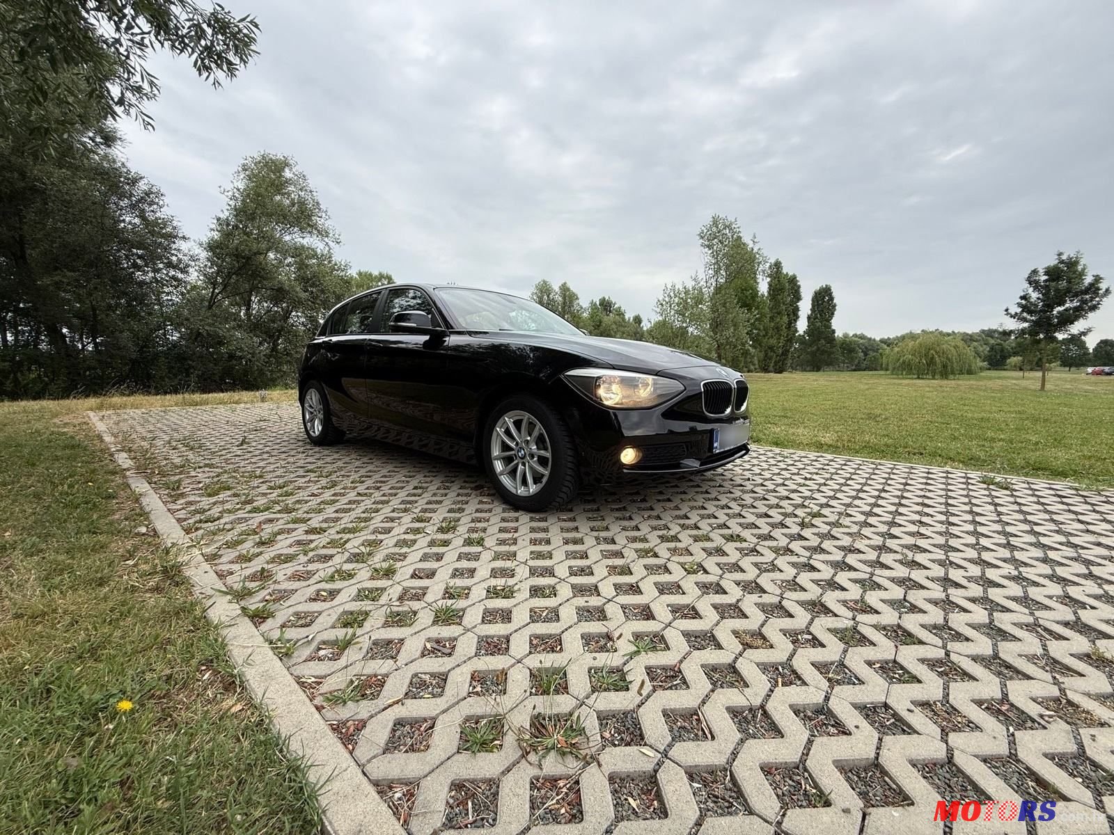 2013' BMW Serija 1 118D photo #1