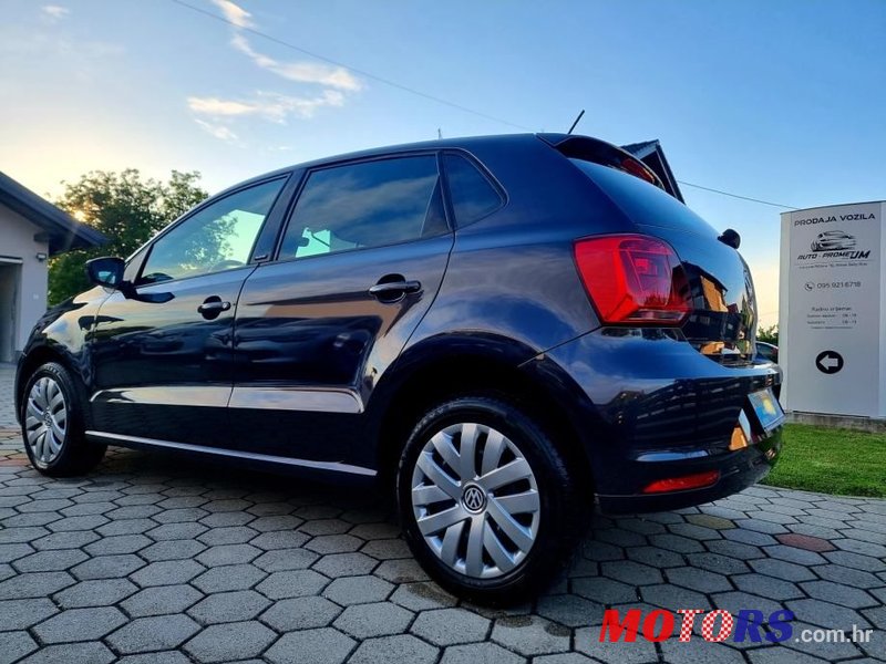 2016' Volkswagen Polo 1,0 photo #5