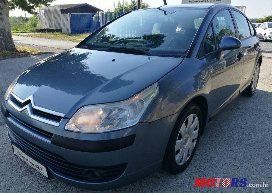 2007' Citroen C4 1,6 Hdi 16V photo #1
