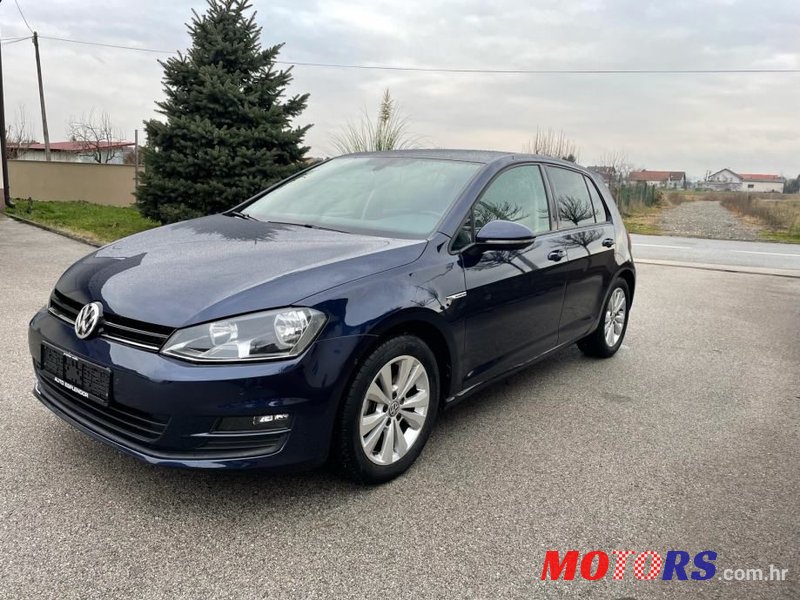 2015' Volkswagen Golf 7 1,6 Tdi photo #1