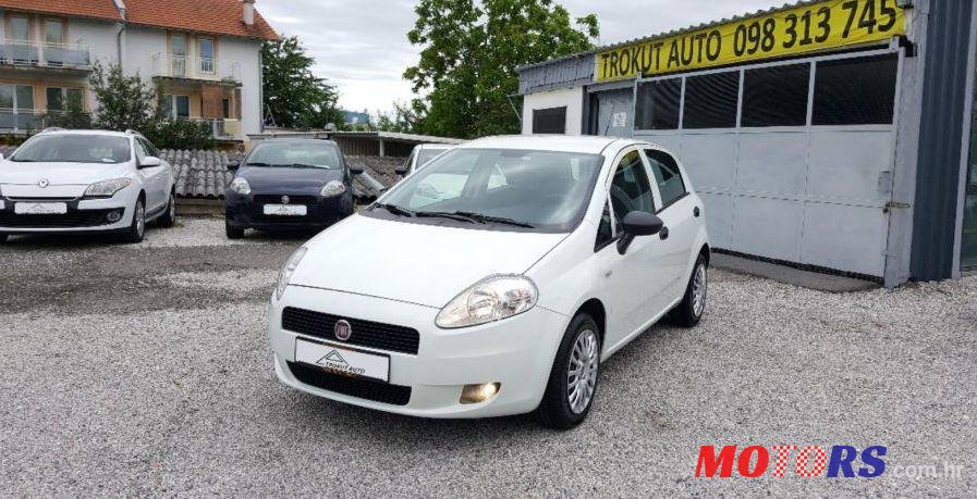 2010' Fiat Grande Punto 1,3 Multijet photo #1