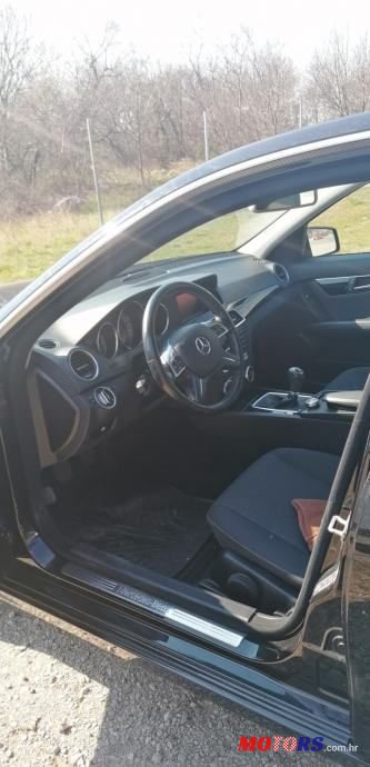 2011' Mercedes-Benz C-Klasa 180 Cdi photo #5