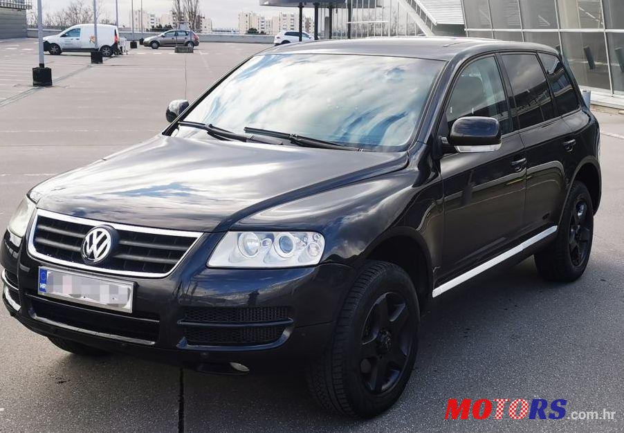 2004' Volkswagen Touareg 2,5 R5 Tdi photo #1