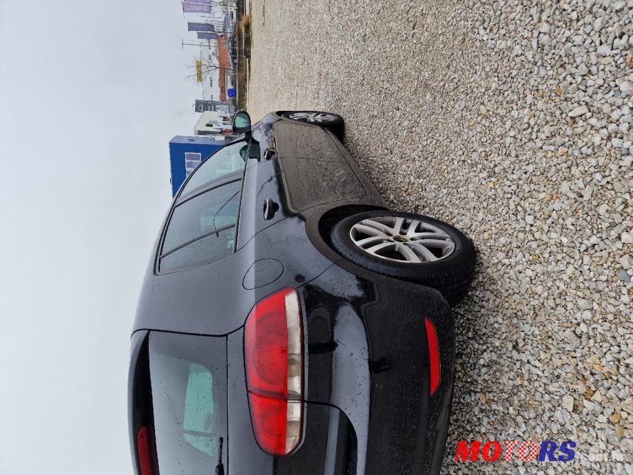 2009' Volkswagen Golf 6 2,0 Tdi photo #3