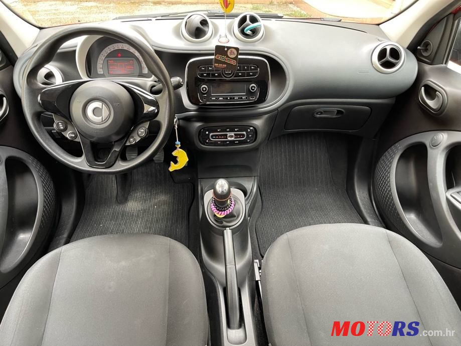 2015' Smart Forfour 1.0 photo #5